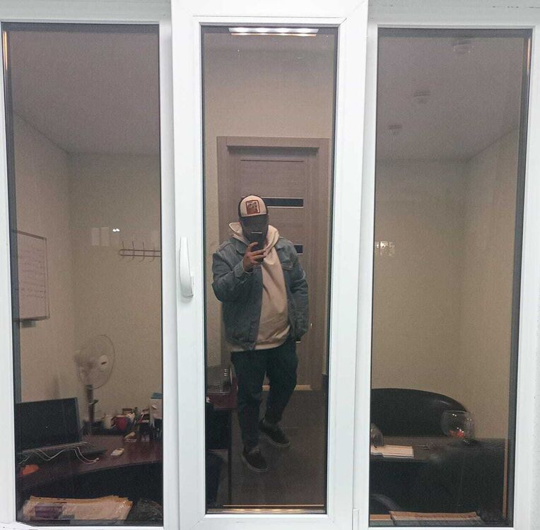  28321571  Magomed, 34 ,    