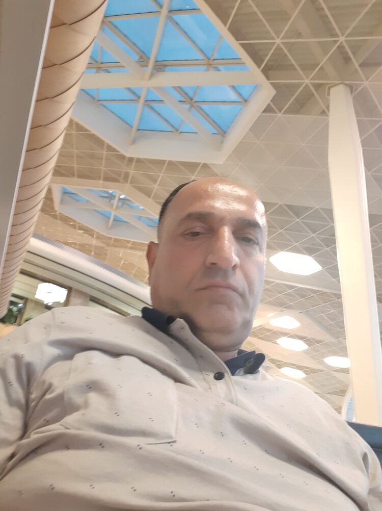  28449411  , 47 ,    