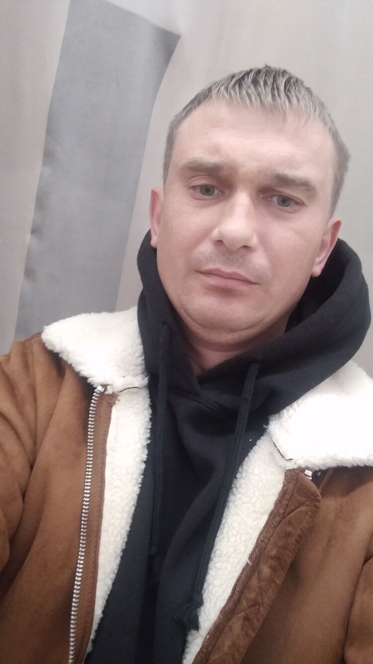  24615081  , 37 ,    