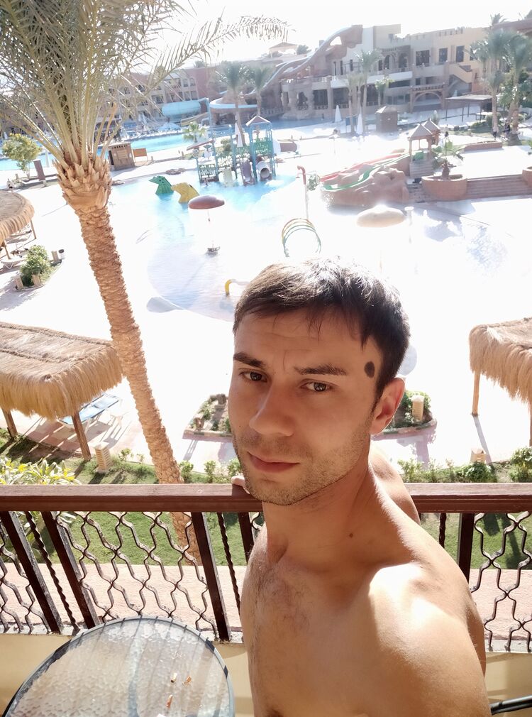  ,   Rinat, 35 ,   ,   