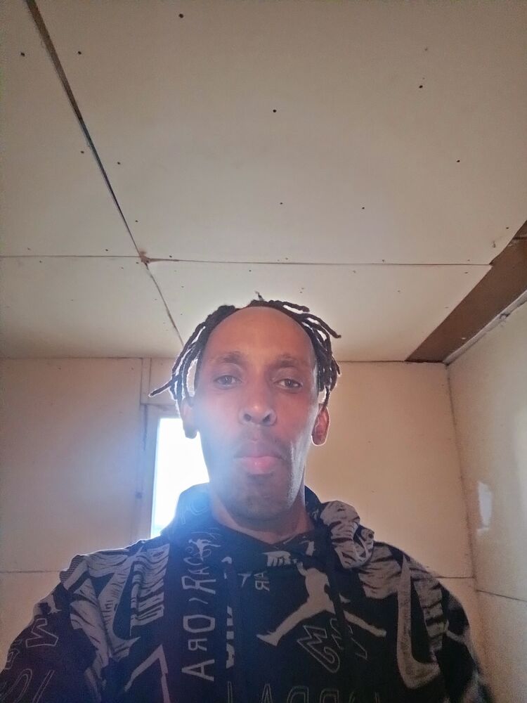  47997671  Kamaa, 37 ,    