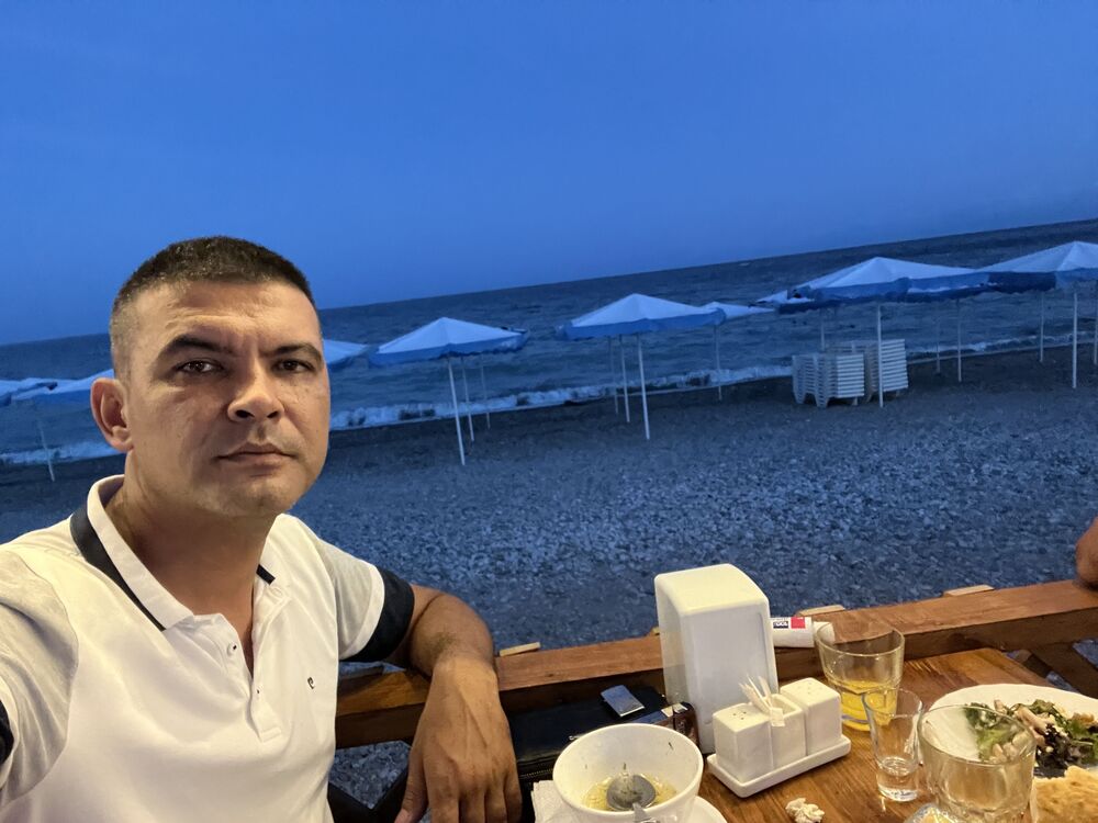 36889741  Ilyas, 39 ,    Deleted