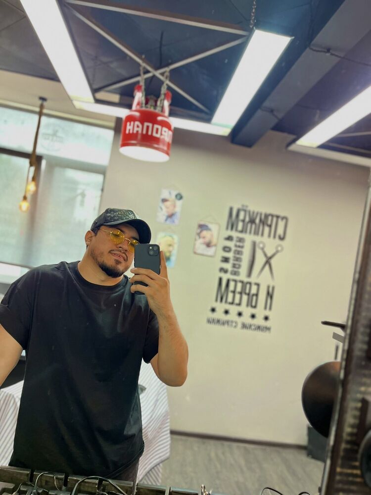  ,   Sultan, 25 ,   ,   