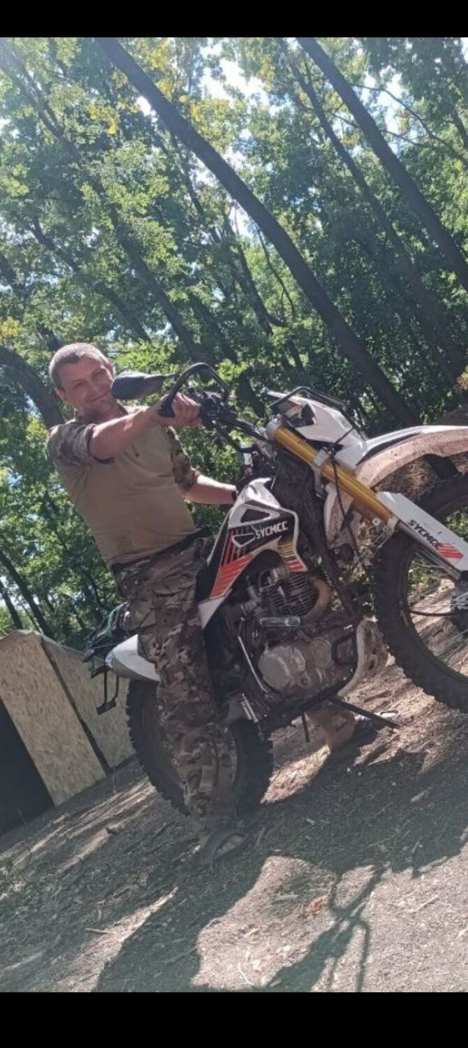  ,   Denis, 43 ,   ,   , c 