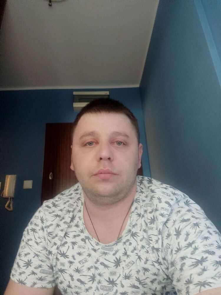  38339201  , 37 ,    