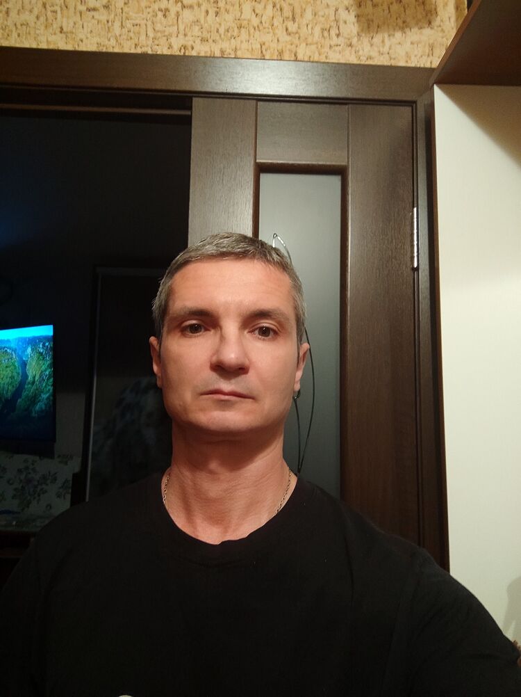  40556401  , 46 ,    