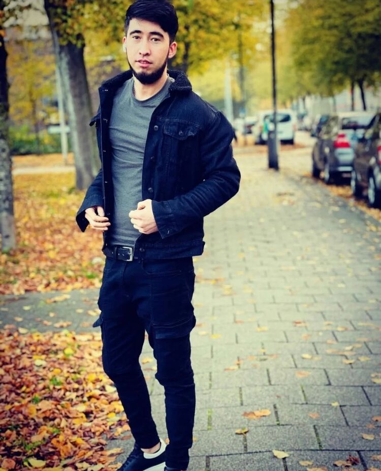  45357171  Shakhzod, 26 ,    