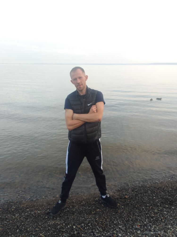  ,   Anton, 40 ,   c 