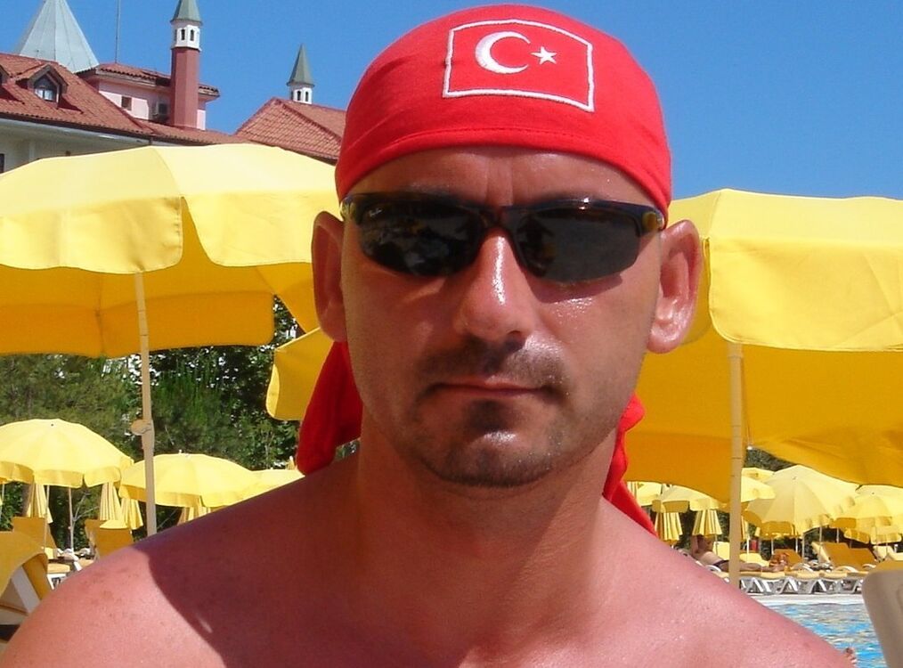  ,   Hakan, 50 ,   