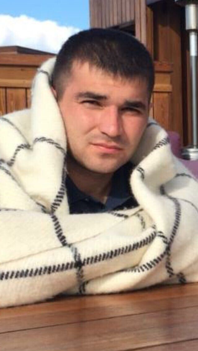  33141551  Farik, 34 ,    