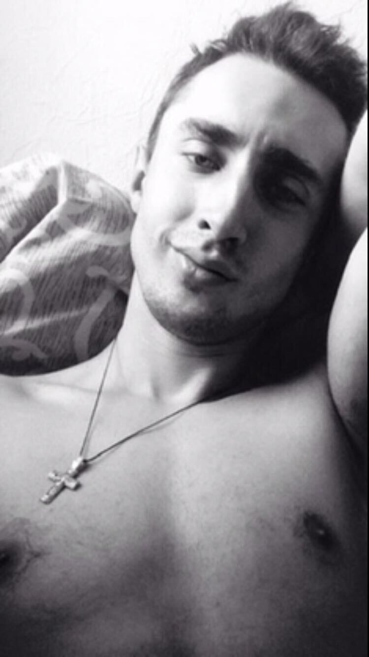  23681711  Vladimir, 27 ,    