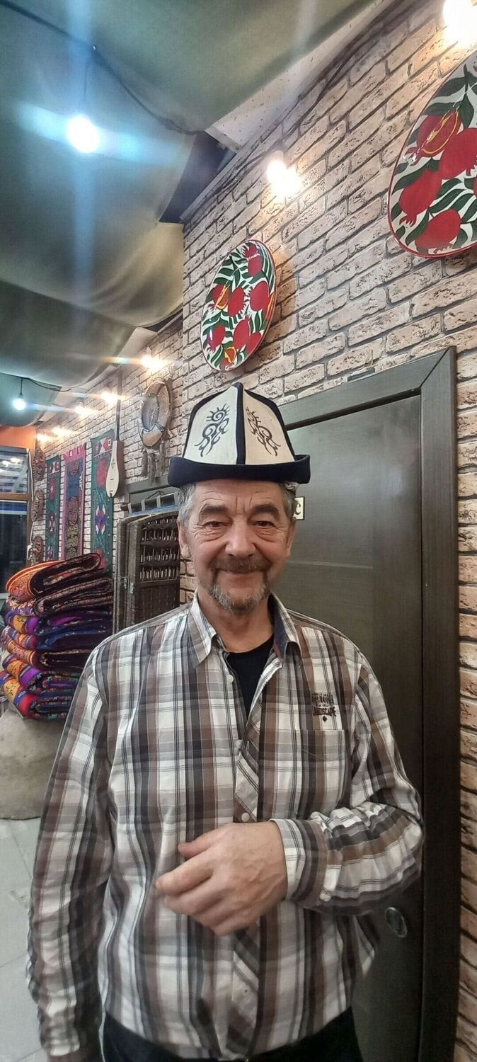  ,   Sergey, 80 ,   ,   