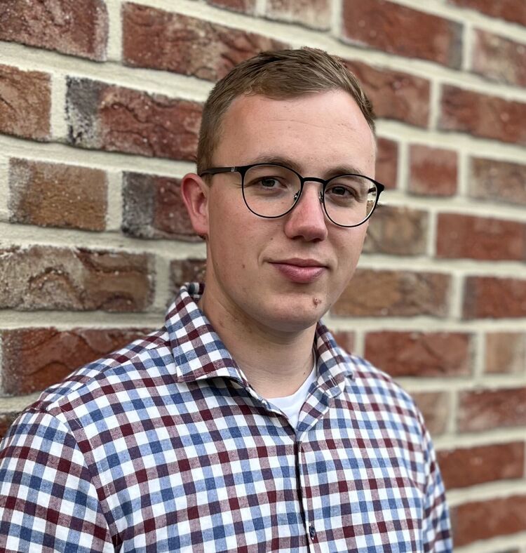 ���� 43003401 ������� Lukas, 28 ���, ���� ���������� � ������������