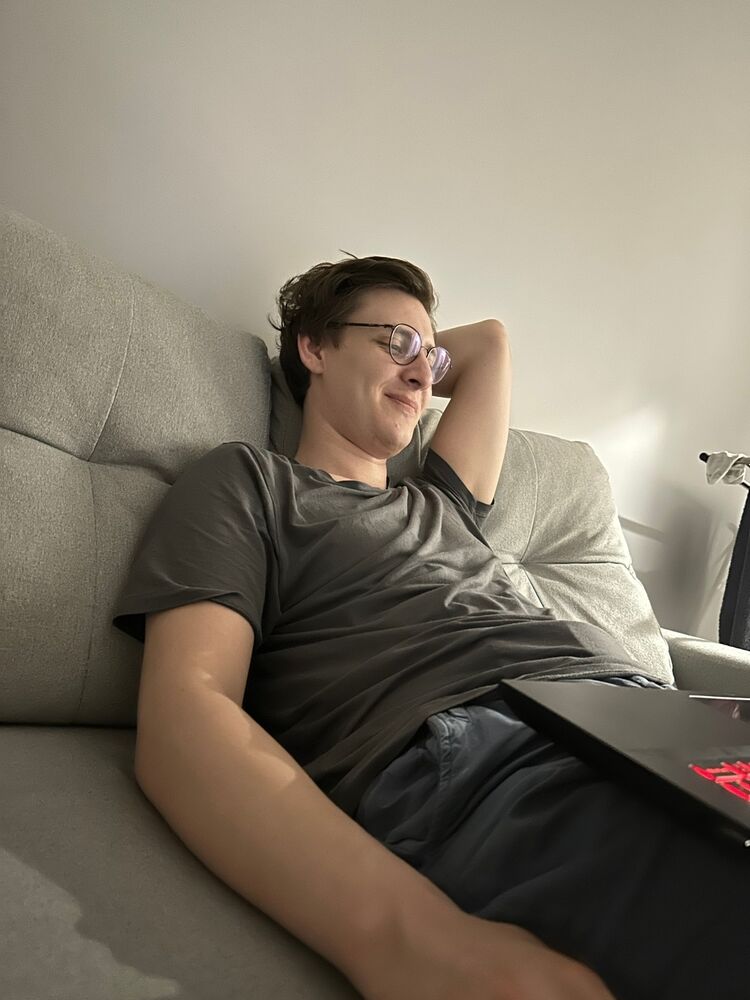  53361951  Indi, 31 ,    