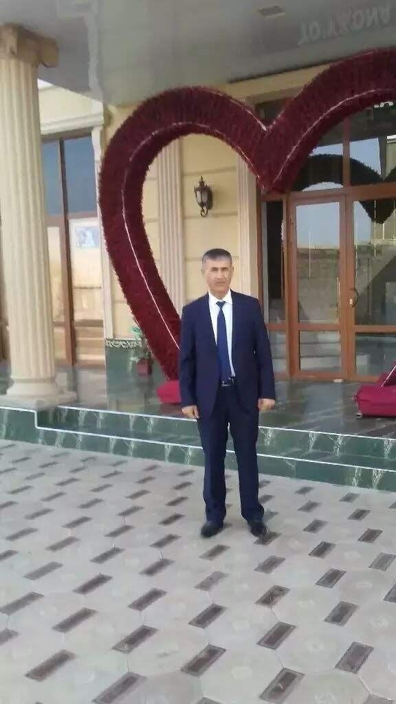  18869021  Alisher, 51 ,    