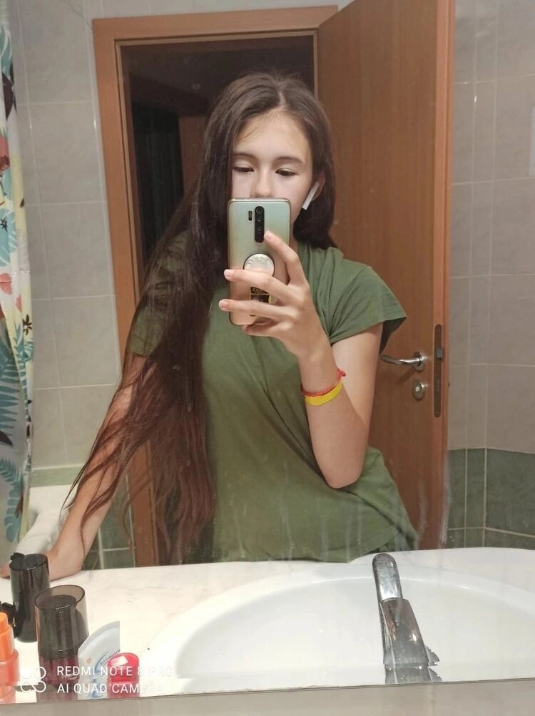  53028561  , 21 ,    