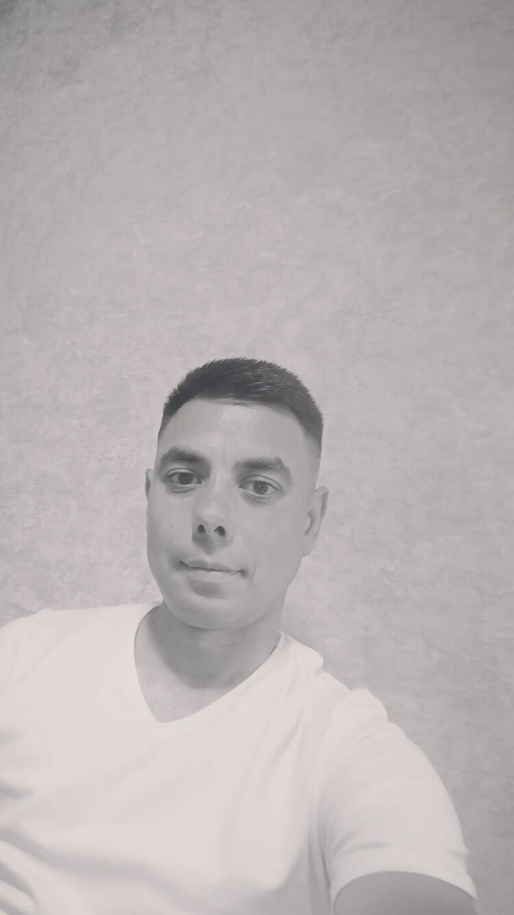 ,   Eduard, 33 ,     , c 