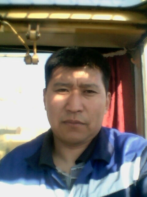  9272631  Nurlk, 50 ,    