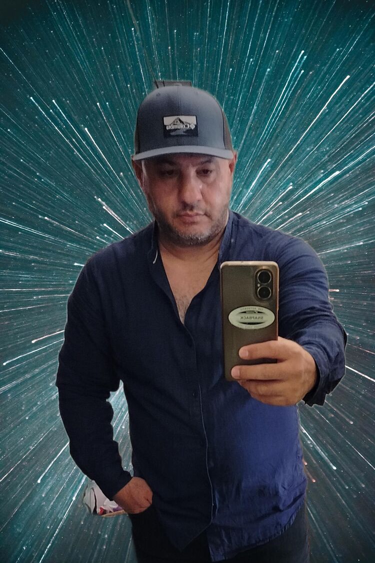  53047121  , 46 ,    