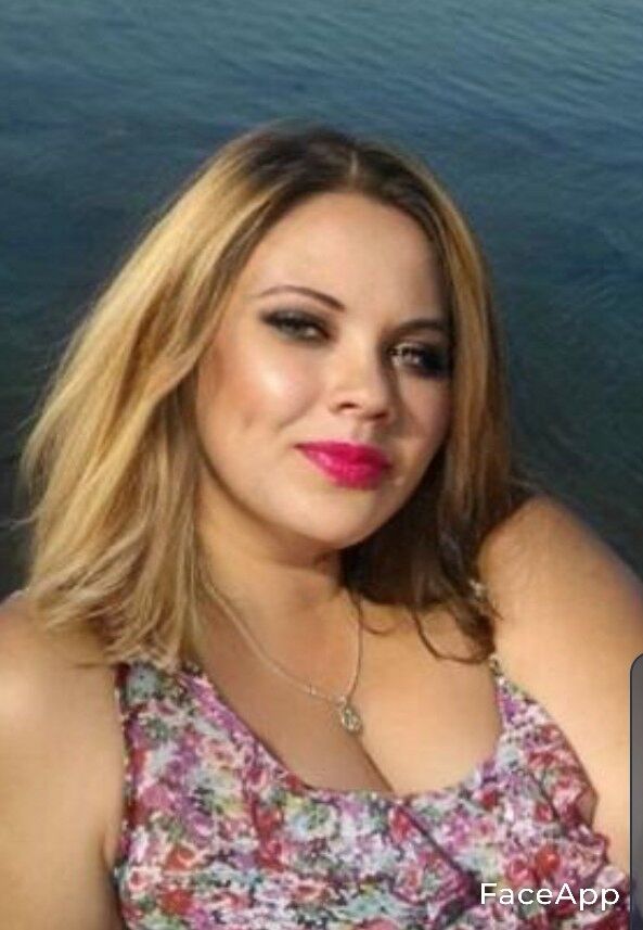  37240971  Lika, 37 ,    