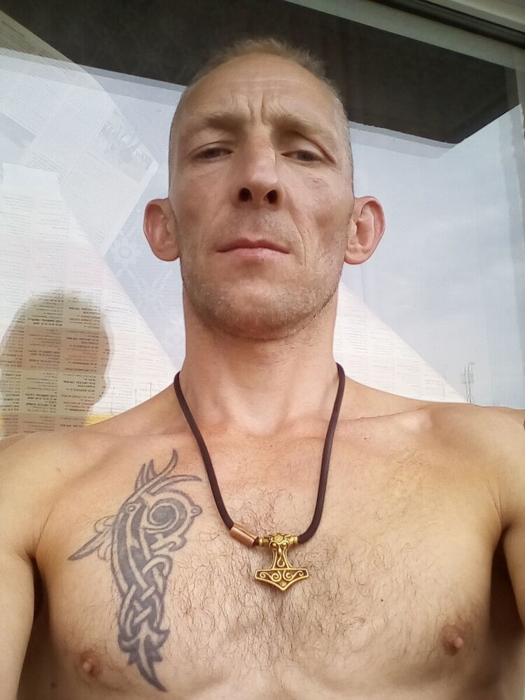  20429521  , 48 ,    