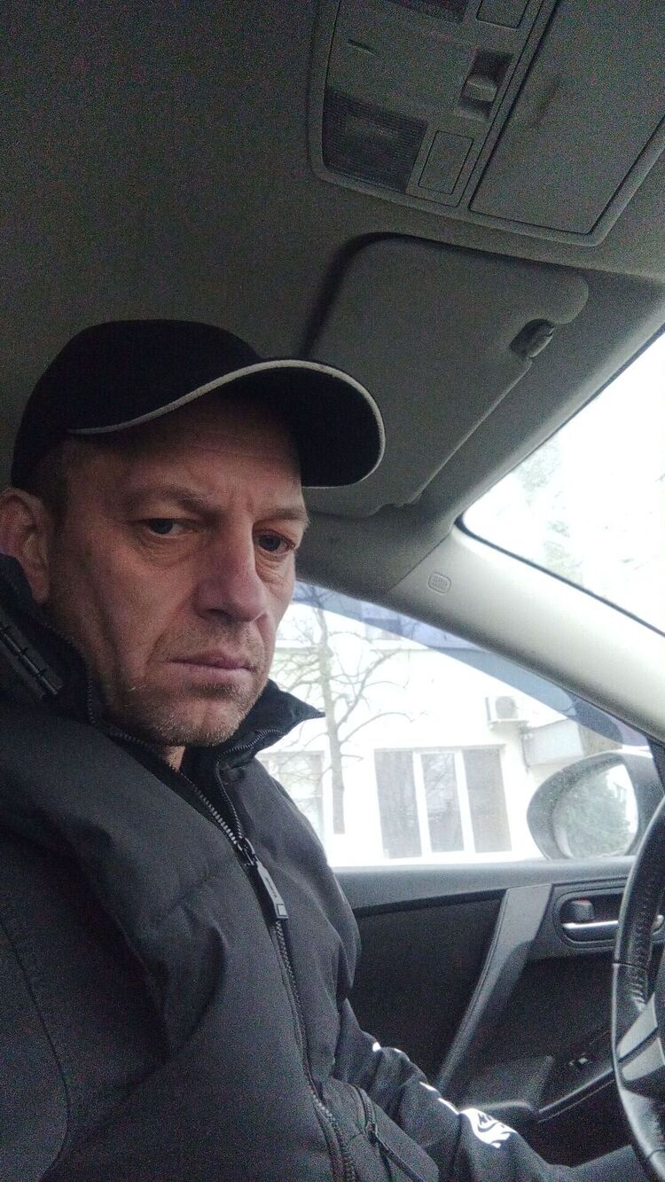  --,   , 44 ,     , c 
