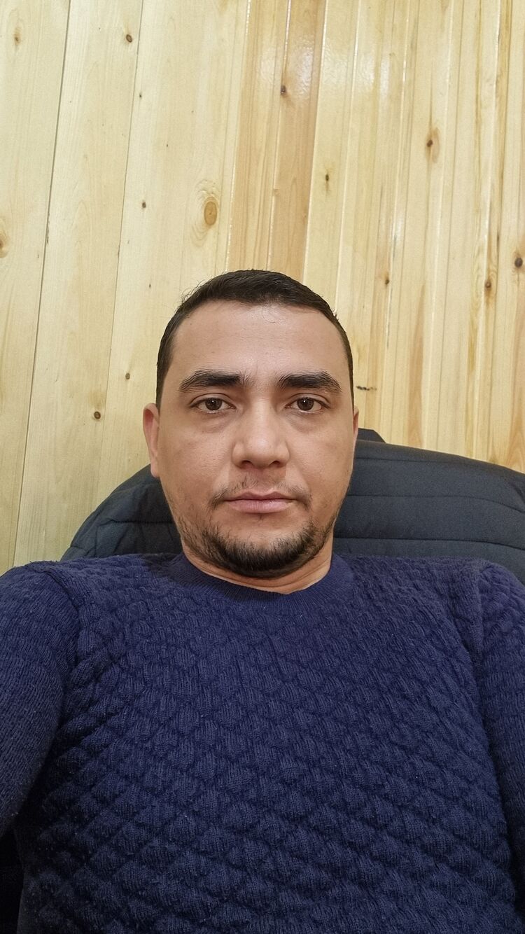 ,   Ikrom, 39 ,   ,   