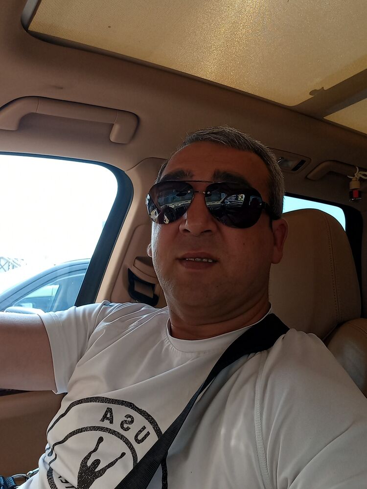  28310591  Anar, 42 ,    
