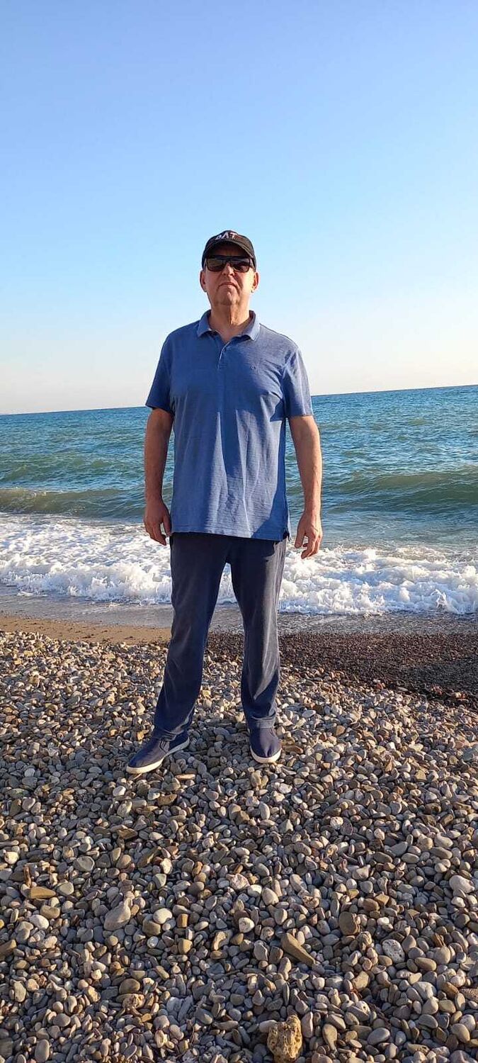  43707581  Oleg, 57 ,    