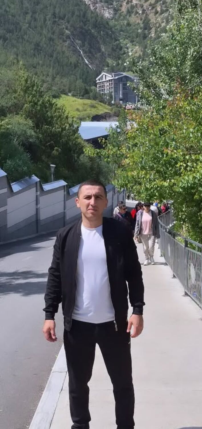  ,   Oybek, 26 ,   ,   