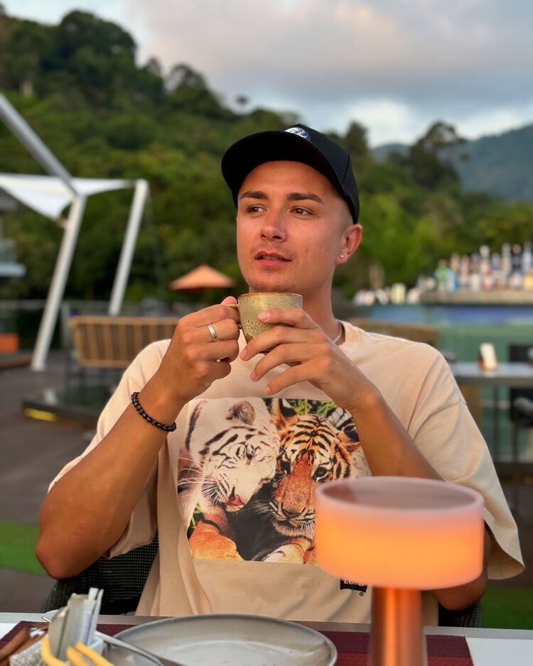 ���� 55947411 ������� �������, 32 ����, ���� ���������� � ����������