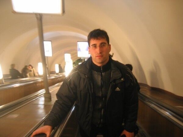  18387851  Haim aronov, 39 ,    King George