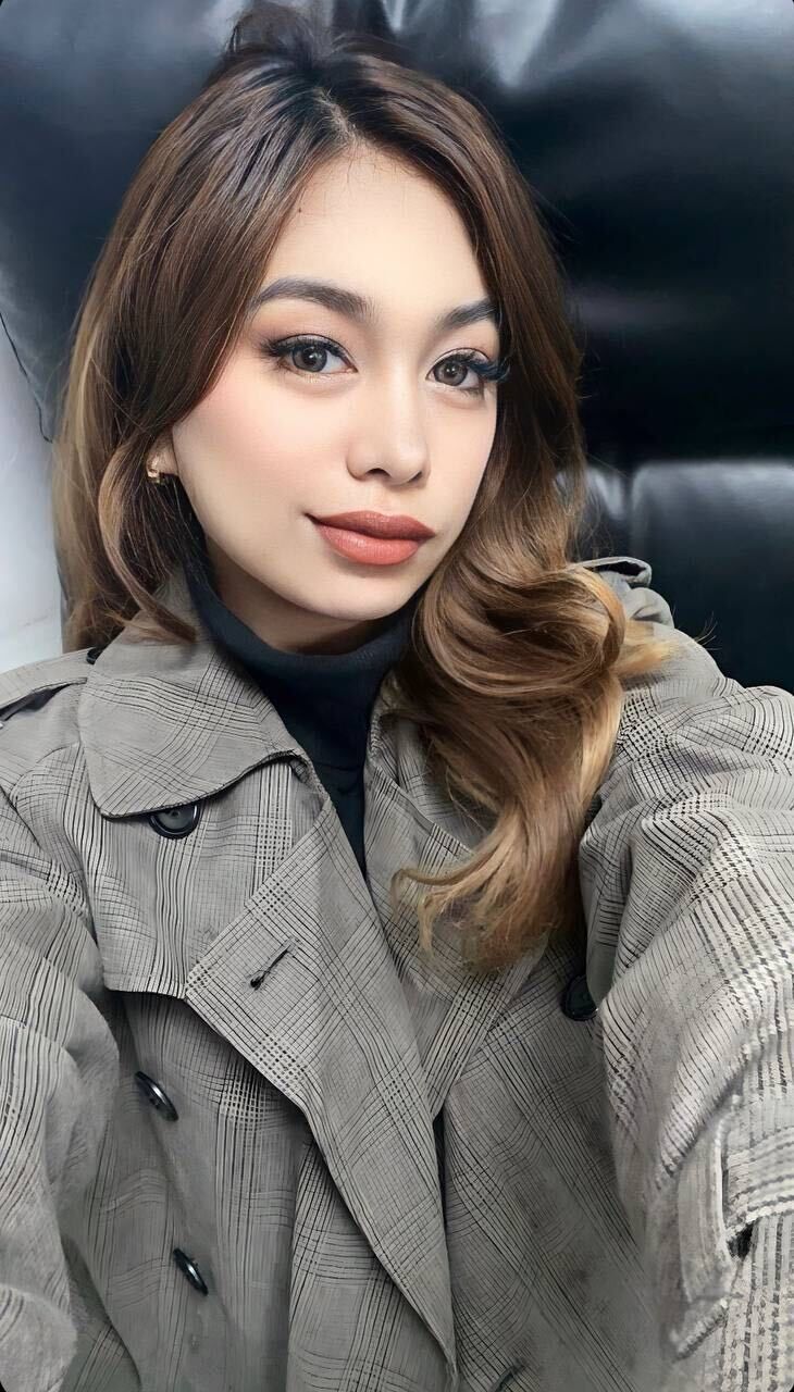  Merville,   Reign, 32 ,  