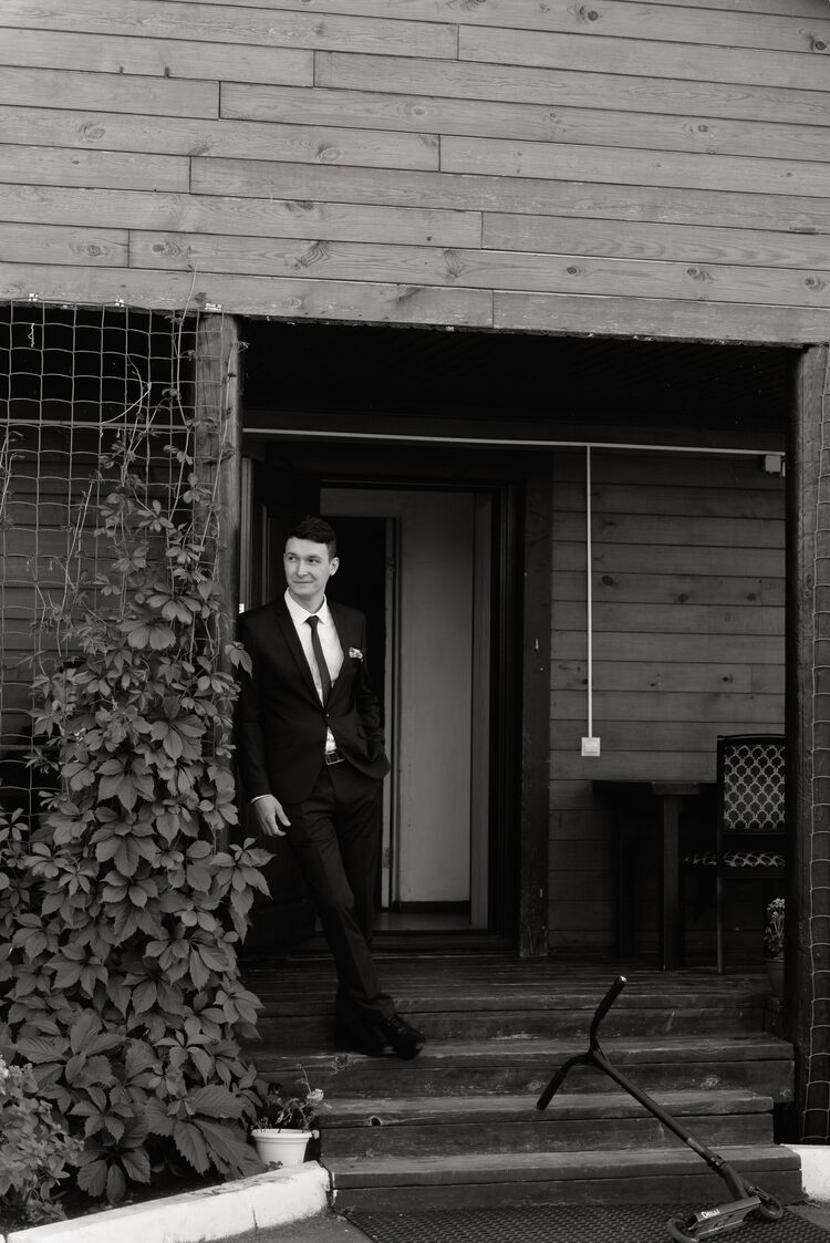  ,   Artem, 25 ,   ,   