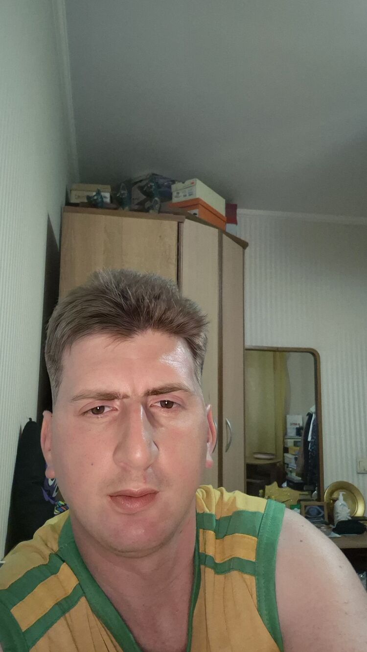  ,   Ivan, 39 ,     , c 