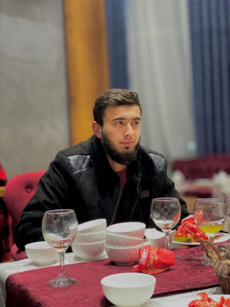  ,   Alisher, 26 ,   ,   