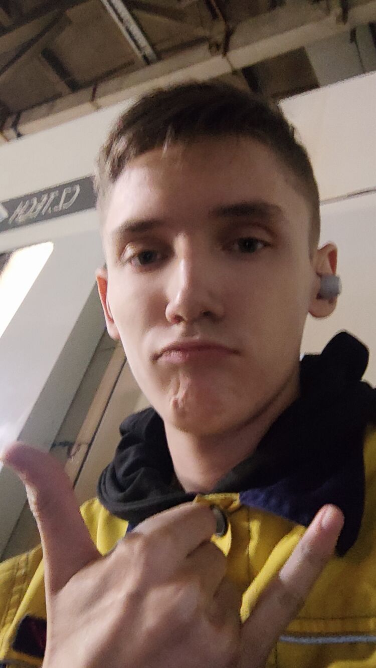  27250871  , 21 ,    