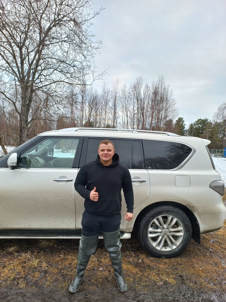  27087361  Leonid, 34 ,    