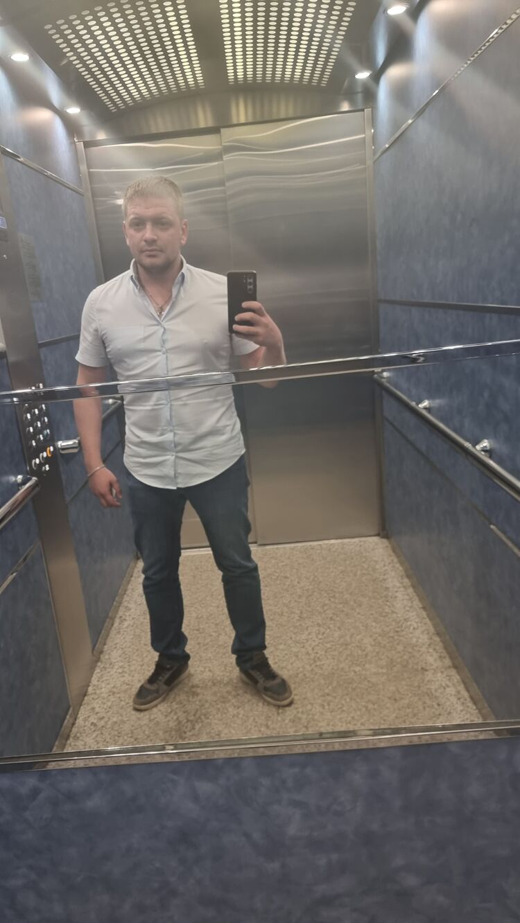  35424741  , 32 ,    