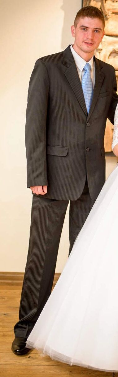  ,   Valentin, 37 ,   ,   , c , 