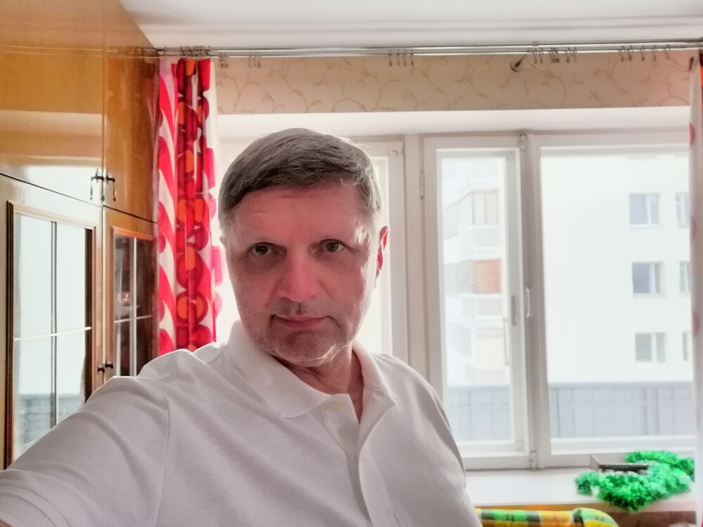  ,   Yo, 62 ,   ,   