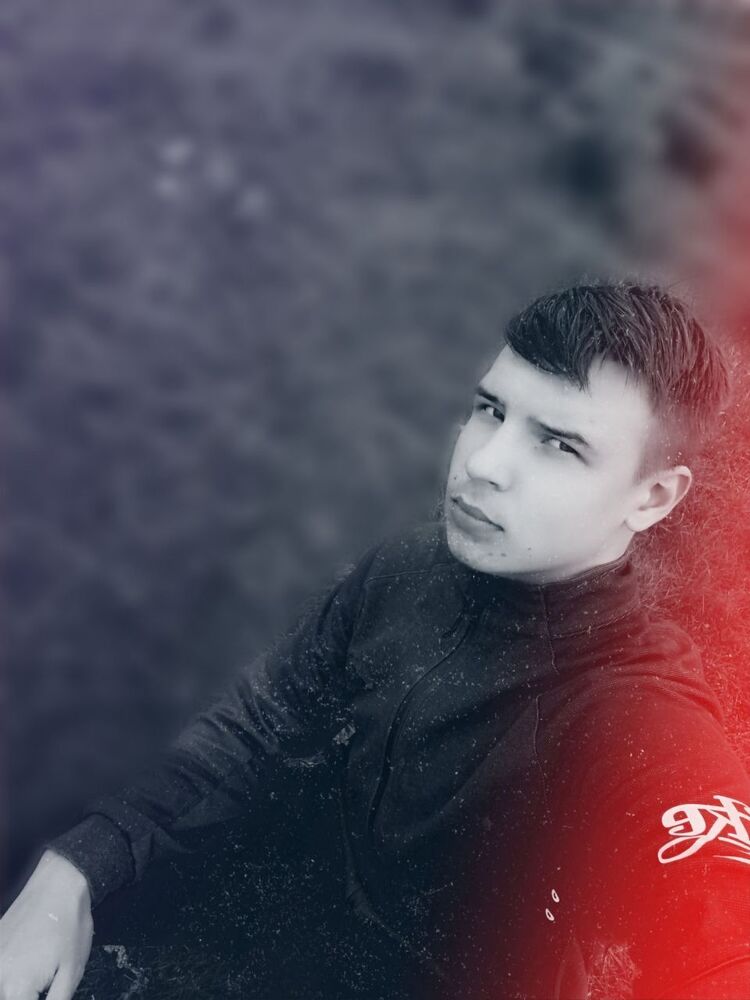  52576241  Vlad, 21 ,    