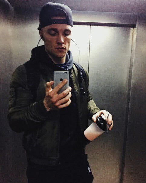 ,   Vadim, 35 ,   ,   