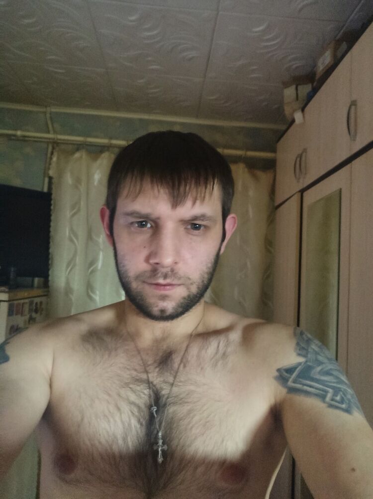  22208941  , 37 ,    