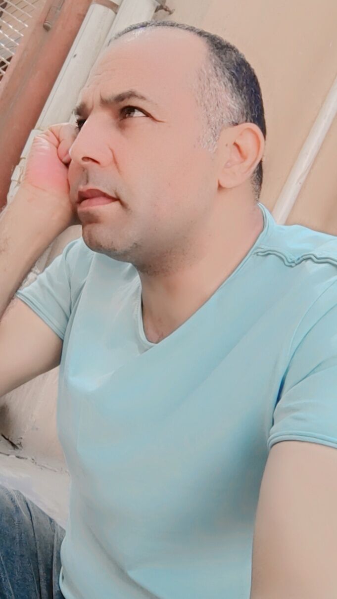 46036491  Mostafa, 43 ,    Al Ghardaqah