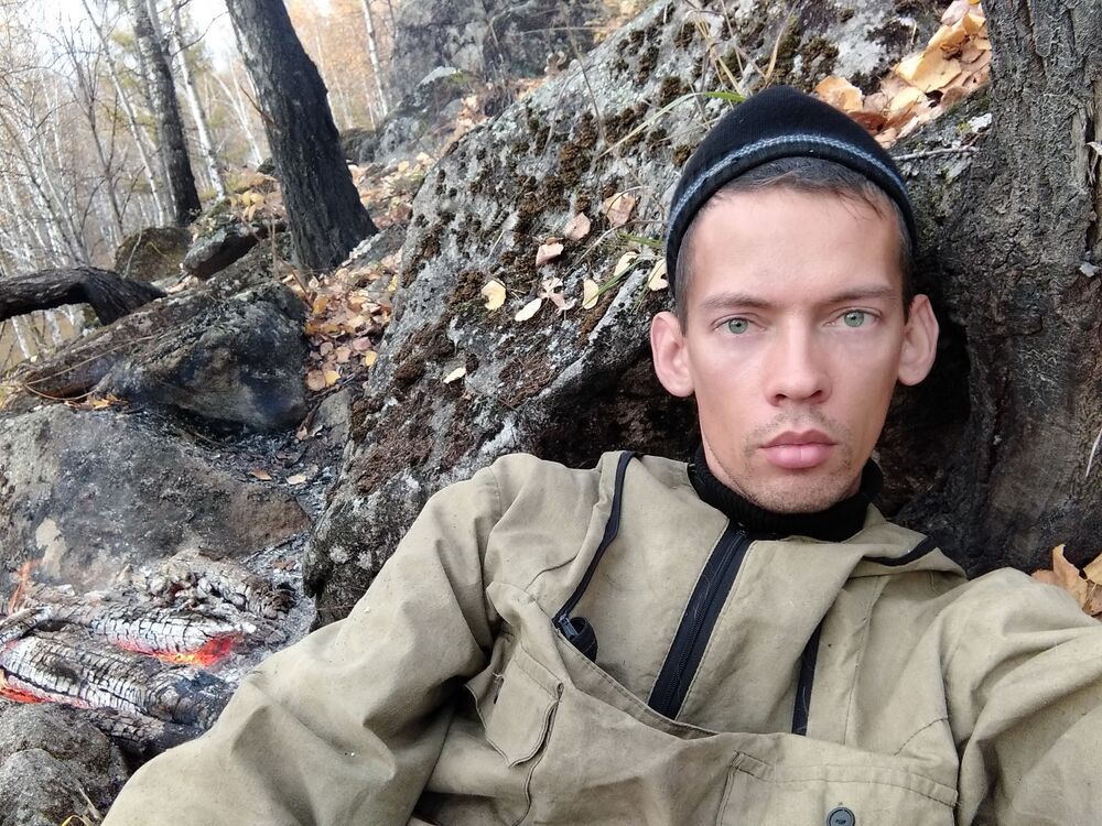  ,   Valentin, 36 ,     , c 