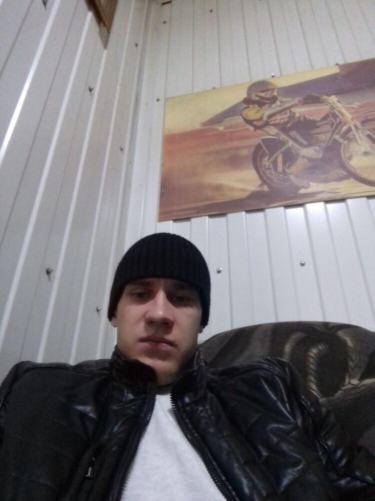  16377841  Anton, 34 ,    