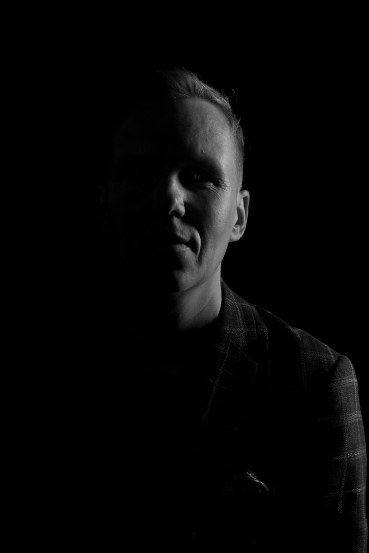  ,   Aleksandr, 39 ,   ,   , c 