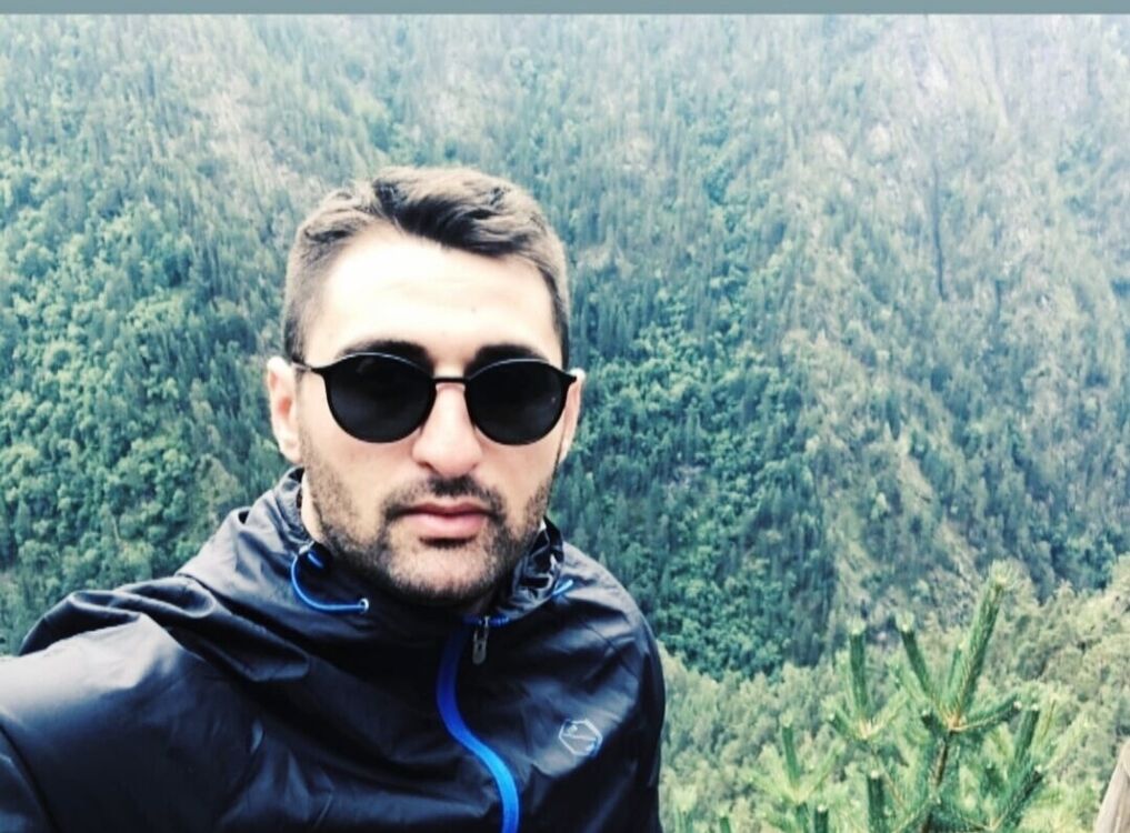  ,   Davit, 31 ,   ,   , c 
