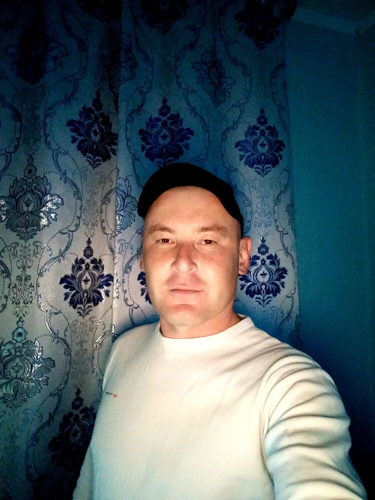  ,   Rustam, 33 ,   c 